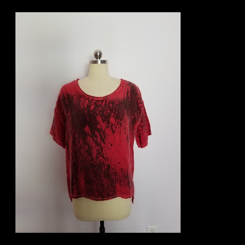 Raw Earth Wild Sky Red print top